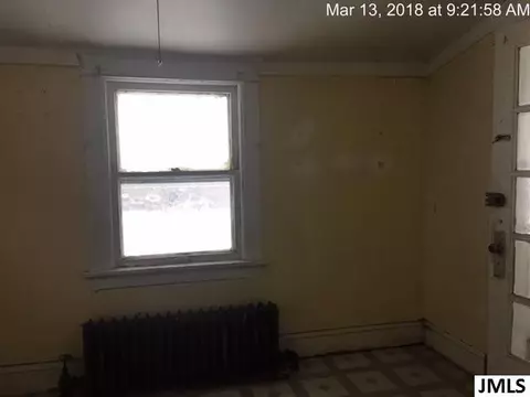 1304 E Ganson, Jackson, MI 49201 photo 7