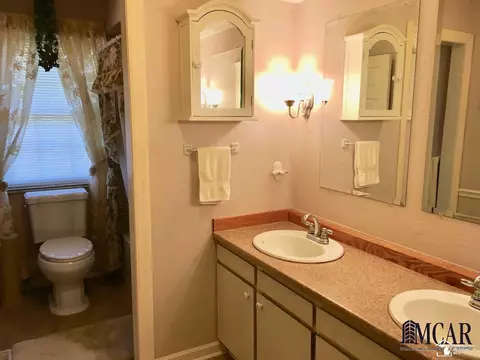 1669 Longfellow, Temperance, MI 48182 photo 34