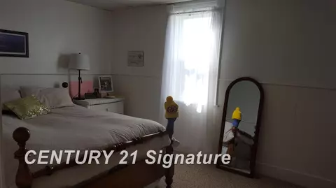 218 Maple, Flushing, MI 48433 photo 9