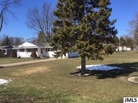 2004 W Franklin, Jackson, MI 49203 photo 2