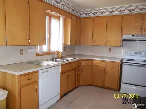 568 Augusta, Monroe, MI 48161 photo 6