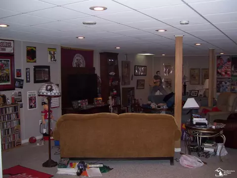 148 Orleans, Monroe, MI 48162 photo 17