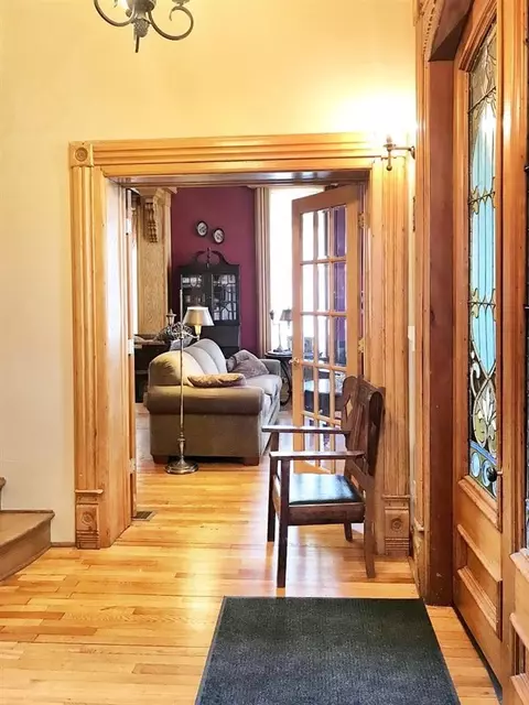 118 E Oliver, Owosso, MI 48867 photo 5