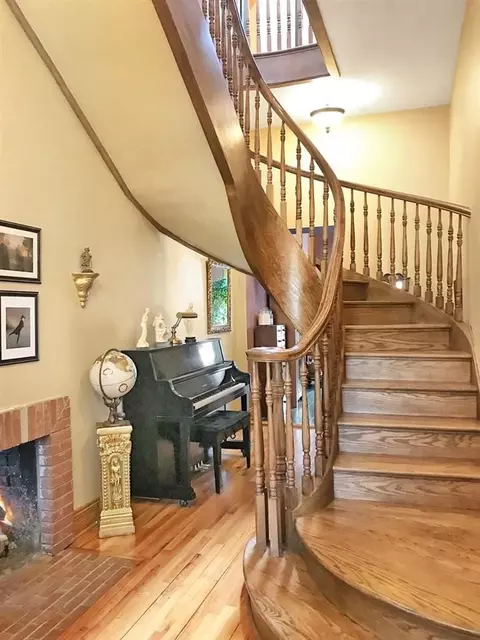 118 E Oliver, Owosso, MI 48867 photo 3