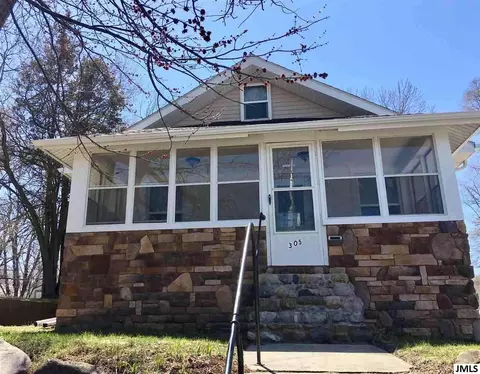 305 E Prospect St, Jackson, MI 49203 photo 1