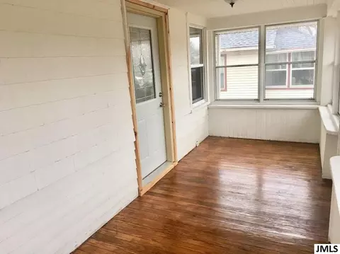 305 E Prospect St, Jackson, MI 49203 photo 9