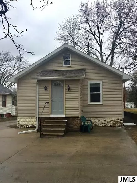 305 E Prospect St, Jackson, MI 49203 photo 5