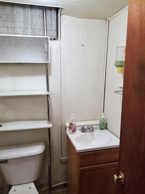 1916 Pingree Ave, Flint, MI 48503 photo 22