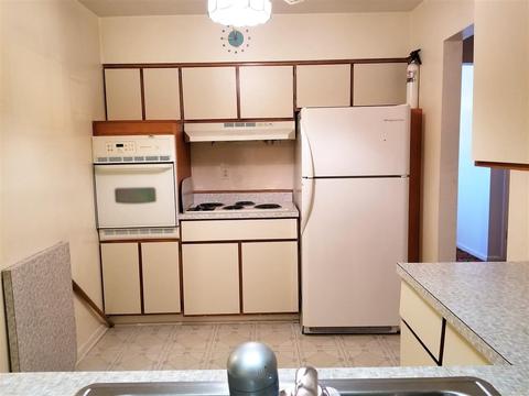 1916 Pingree Ave, Flint, MI 48503 photo 4