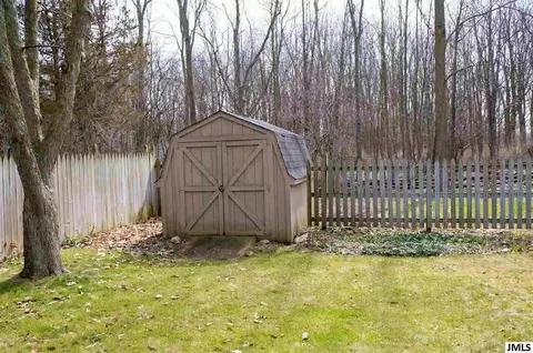 1640 Cascade Ct, Jackson, MI 49203 photo 31
