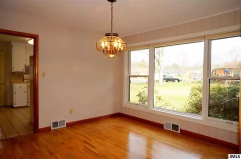 1640 Cascade Ct, Jackson, MI 49203 photo 7
