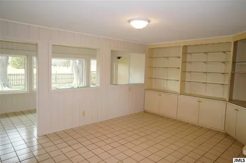 1640 Cascade Ct, Jackson, MI 49203 photo 10