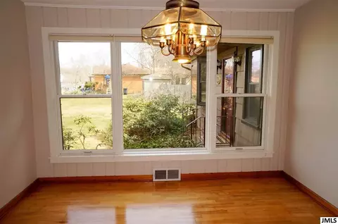 1640 Cascade Ct, Jackson, MI 49203 photo 8