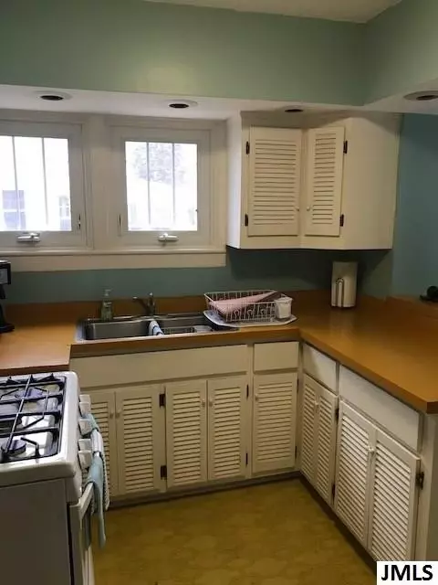 721 Sixth St, Jackson, MI 49203 photo 9