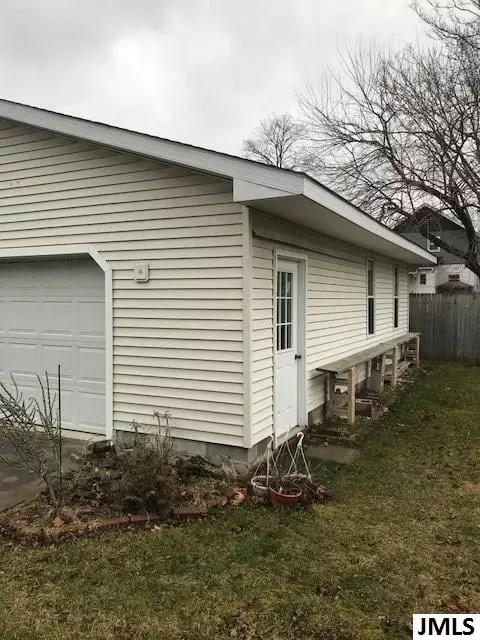 721 Sixth St, Jackson, MI 49203 photo 7