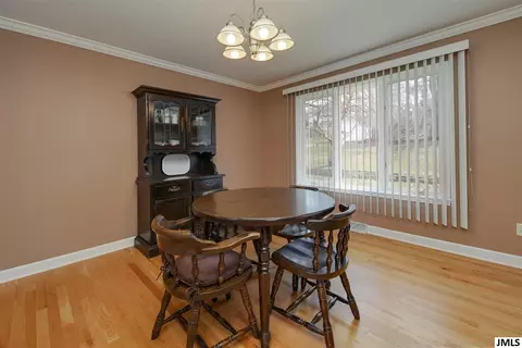 4855 Firethorne Dr, Jackson, MI 49201 photo 9