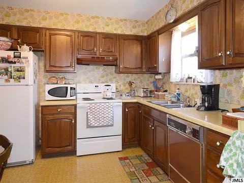 1616 N Dade, Jackson, MI 49203 photo 8