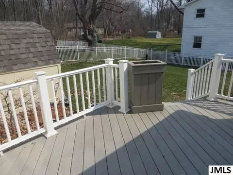 2147 Cascade Dr, Jackson, MI 49203 photo 23