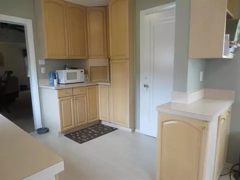629 Roome, Flint, MI 48503 photo 17