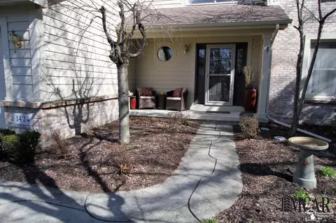 1424 Windham, Temperance, MI 48182 photo 3