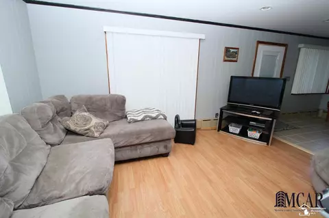 211 Lincoln, Monroe, MI 48162 photo 9
