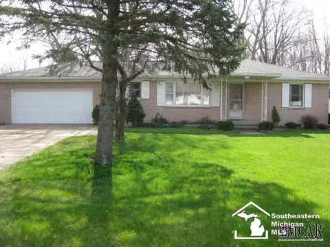 140 Bates, Monroe, MI 48162 photo 2
