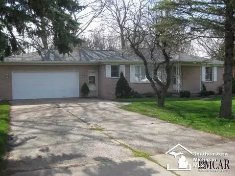 140 Bates, Monroe, MI 48162 photo 1