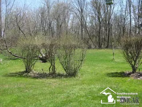 140 Bates, Monroe, MI 48162 photo 14