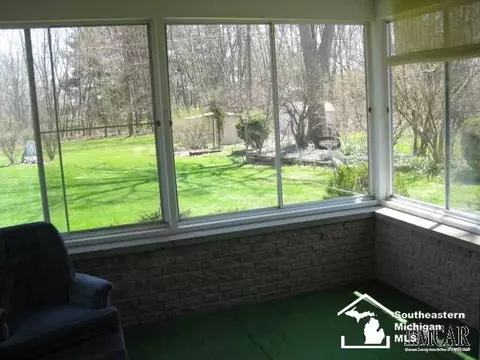 140 Bates, Monroe, MI 48162 photo 12