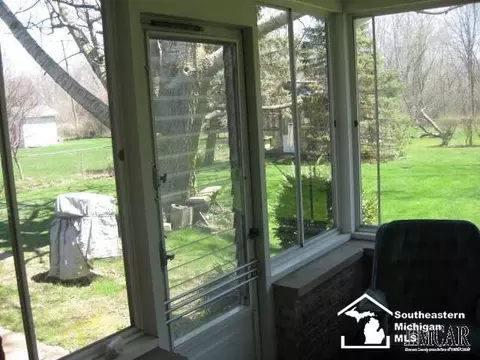 140 Bates, Monroe, MI 48162 photo 13