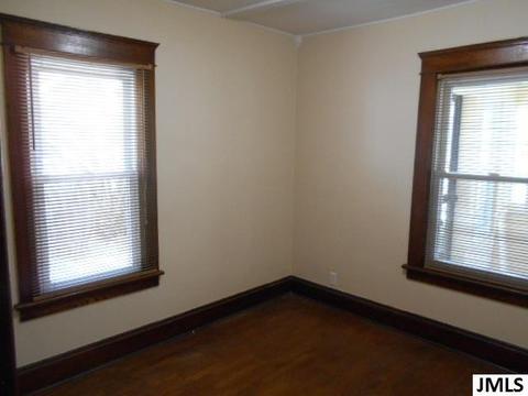 1608 Lansing Ave, Jackson, MI 49202 photo 9
