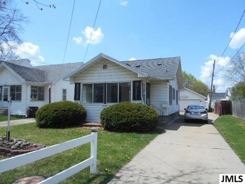 1608 Lansing Ave, Jackson, MI 49202 photo 1