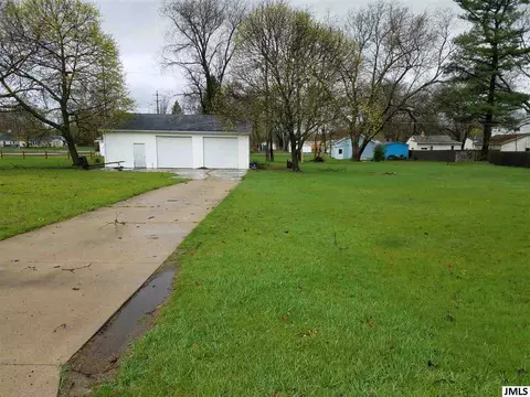 1108 Wayne St, Jackson, MI 49202 photo 1