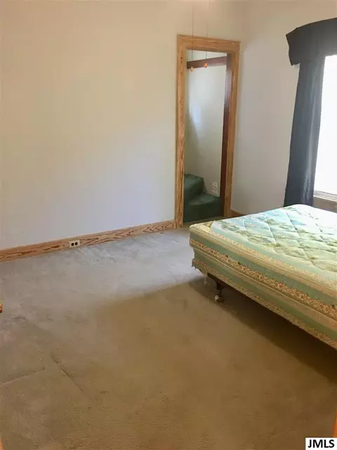 704 E Argyle, Jackson, MI 49202 photo 7
