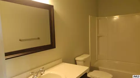5144 Stone River Rd, Jackson, MI 49201 photo 17