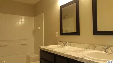 5144 Stone River Rd, Jackson, MI 49201 photo 23