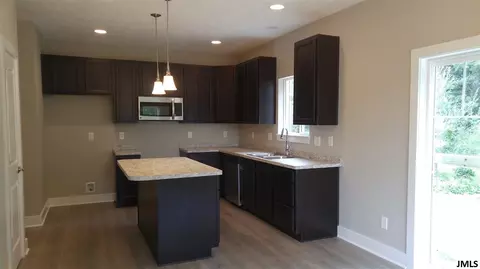 5144 Stone River Rd, Jackson, MI 49201 photo 2