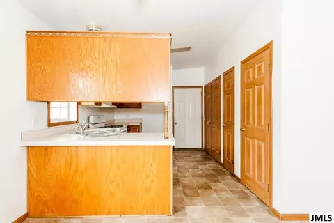 3423 Miles Rd, Jackson, MI 49201 photo 10