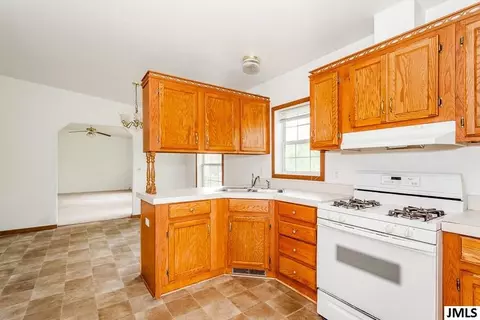 3423 Miles Rd, Jackson, MI 49201 photo 3