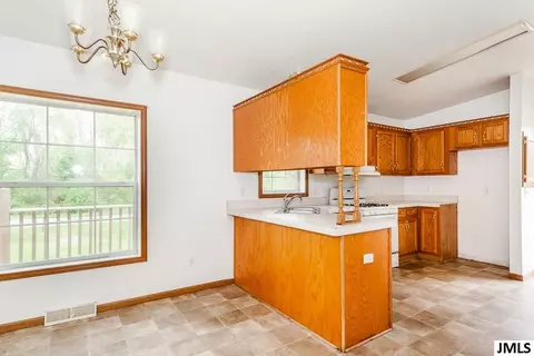 3423 Miles Rd, Jackson, MI 49201 photo 8