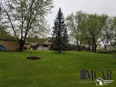 5134 E Dunbar, Monroe, MI 48161 photo 11