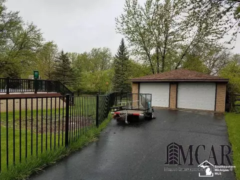 5134 E Dunbar, Monroe, MI 48161 photo 9