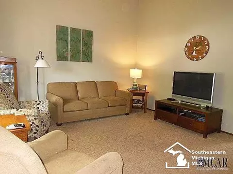 1625 Huntcliffe, Temperance, MI 48182 photo 8