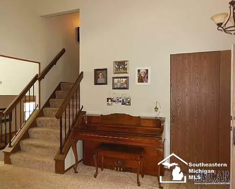 1625 Huntcliffe, Temperance, MI 48182 photo 11