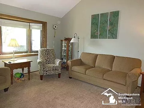 1625 Huntcliffe, Temperance, MI 48182 photo 9