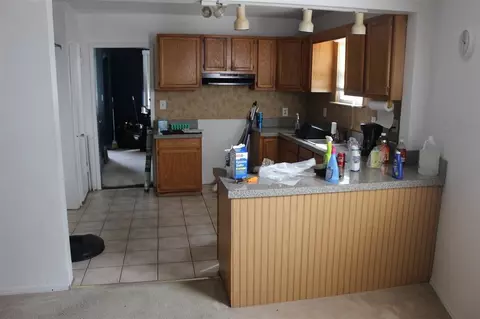 1927 Copeman, Flint, MI 48504 photo 4