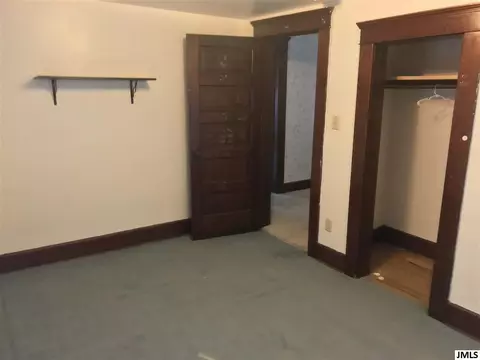 715 Seymour Ave, Jackson, MI 49202 photo 15