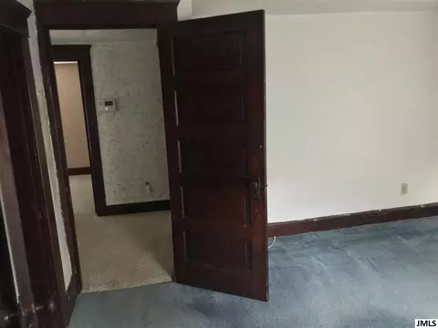 715 Seymour Ave, Jackson, MI 49202 photo 14