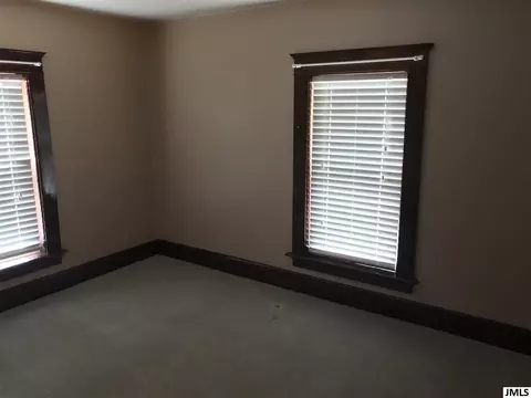 715 Seymour Ave, Jackson, MI 49202 photo 16