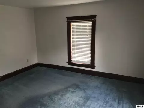 715 Seymour Ave, Jackson, MI 49202 photo 13
